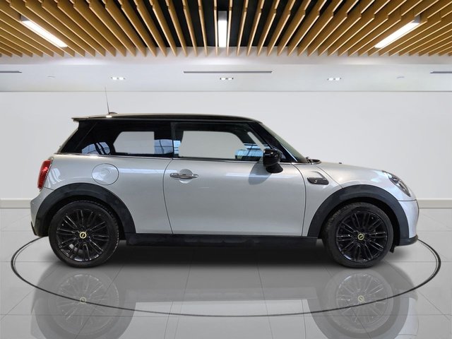 2022 MINI Electric Hatch - Photo 9
