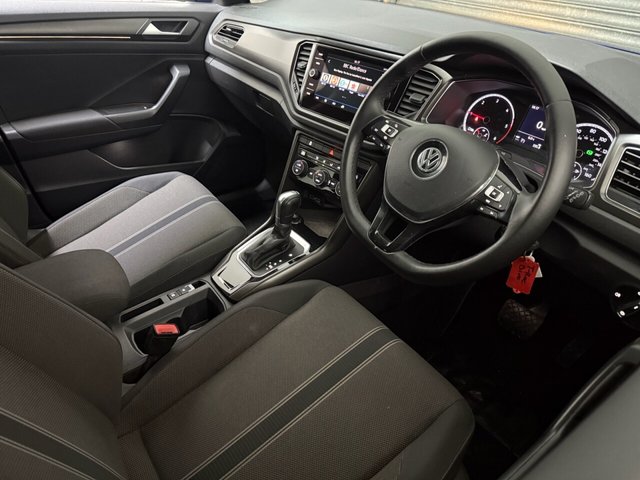 2019 VOLKSWAGEN T-ROC 2.0 TDI Design SUV 5dr Diesel DSG Euro 6 (s/s) (150 ps) - Photo 11