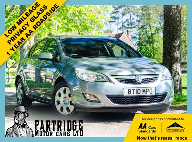View our Vauxhall Astra range