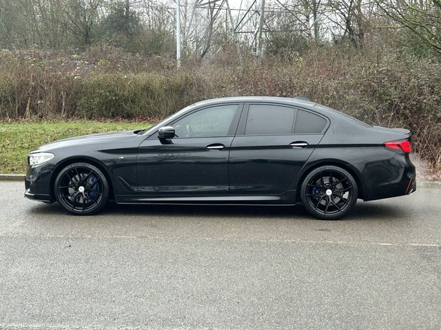 2017 BMW 5 SERIES - Photo 2