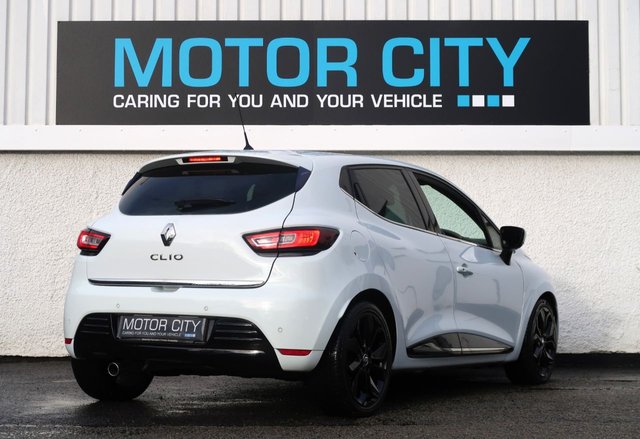2016 RENAULT CLIO 1.5 dCi Dynamique S Nav Hatchback 5dr Diesel Manual Euro 6 (s/s) (110 ps) - Photo 3