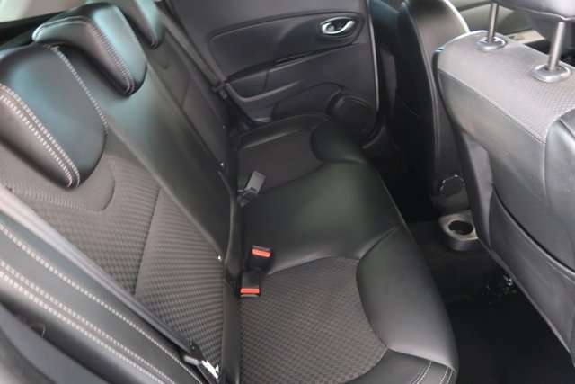 2016 RENAULT CLIO 1.5 dCi Dynamique S Nav Hatchback 5dr Diesel Manual Euro 6 (s/s) (110 ps) - Photo 12