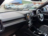 USED 2022 22 VOLVO XC40 1.5 T3 R-Design SUV 5dr Petrol Auto Euro 6 (s/s) (163 ps) 