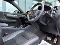 USED 2022 22 VOLVO XC40 1.5 T3 R-Design SUV 5dr Petrol Auto Euro 6 (s/s) (163 ps) 