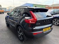 USED 2022 22 VOLVO XC40 1.5 T3 R-Design SUV 5dr Petrol Auto Euro 6 (s/s) (163 ps) 