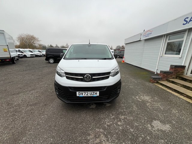 2022 Vauxhall Vivaro 1.5L Dynamic 6dr - Photo 2