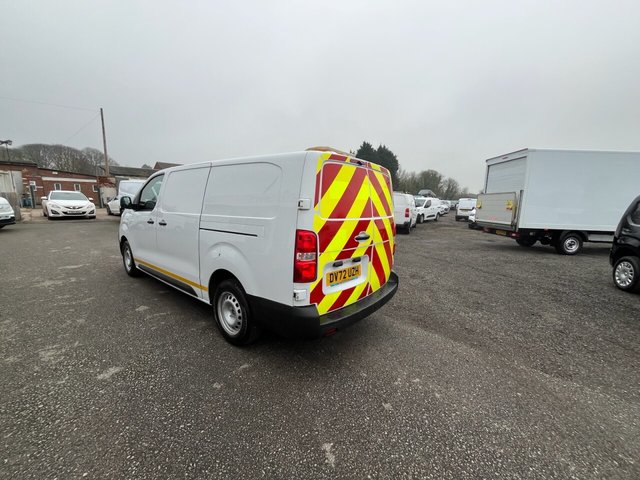 2022 Vauxhall Vivaro 1.5L Dynamic 6dr - Photo 4