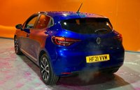 USED 2021 21 RENAULT CLIO 1.0 TCe Iconic Hatchback 5dr Petrol Manual Euro 6 (s/s) (100 ps) 16" Alloys. Privacy. Sat Nav.