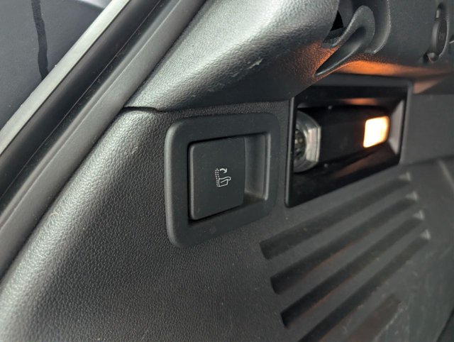 2013 PEUGEOT 3008 - Photo 7