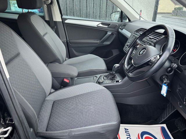 2017 VOLKSWAGEN TIGUAN 2.0 TDI BlueMotion Tech SE Navigation SUV 5dr Diesel DSG 4Motion Euro 6 (s/s) (190 ps) - Photo 10