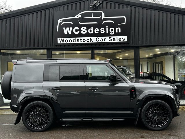 2026 Land Rover DEFENDER 110 - Photo 12