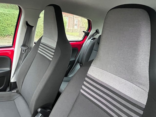 2018 Volkswagen Up! 1L Move Up! 5dr - Photo 12