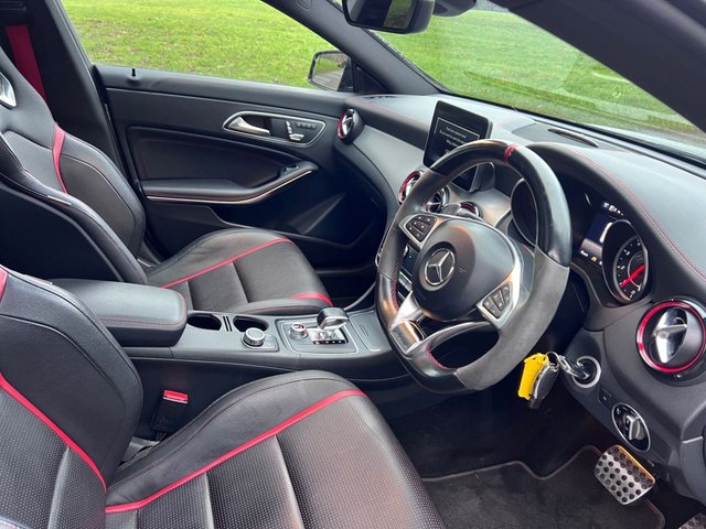 2017 Mercedes-Benz Cla 2L Amg 5dr - Photo 2