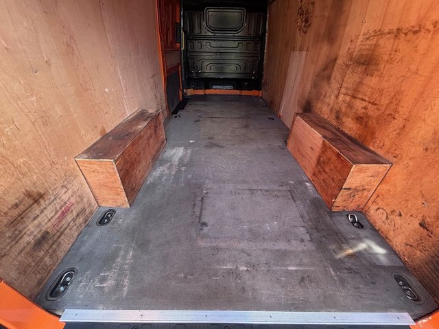 2022 VOLKSWAGEN CRAFTER 2.0 TDI CR35 Trendline Panel Van 5dr Diesel Manual FWD LWB High Roof Euro 6 177PS - Photo 12