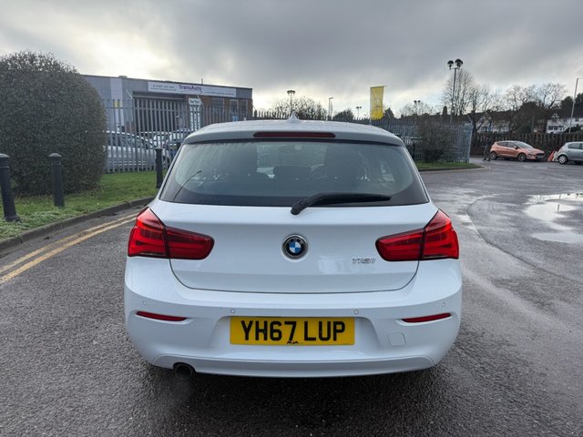 2017 BMW 1 Series 1.5L Se 5dr - Photo 2