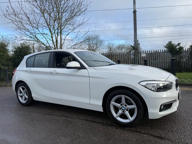 2017 BMW 1 Series 1.5L Se 5dr - Photo 9