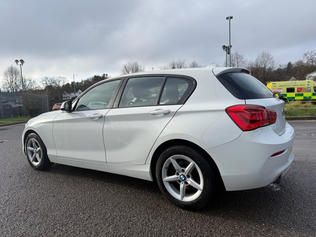 2017 BMW 1 Series 1.5L Se 5dr - Photo 11