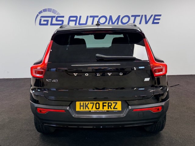 2020 VOLVO XC40 - Photo 9