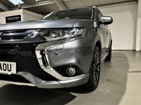 USED 2018 18 MITSUBISHI OUTLANDER 2.0h 12kWh 4hs SUV 5dr Petrol Plug-in Hybrid CVT 4WD Euro 6 (s/s) (200 ps) 