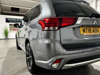 USED 2018 18 MITSUBISHI OUTLANDER 2.0h 12kWh 4hs SUV 5dr Petrol Plug-in Hybrid CVT 4WD Euro 6 (s/s) (200 ps) 