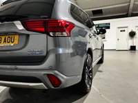 USED 2018 18 MITSUBISHI OUTLANDER 2.0h 12kWh 4hs SUV 5dr Petrol Plug-in Hybrid CVT 4WD Euro 6 (s/s) (200 ps) 