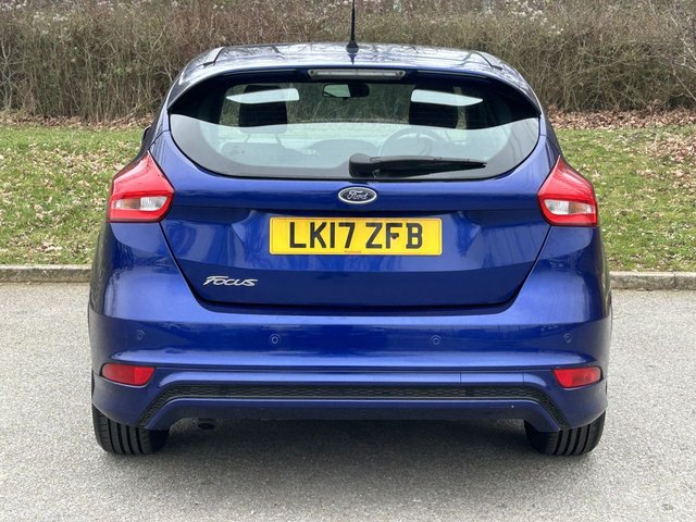 2017 FORD FOCUS - Photo 4