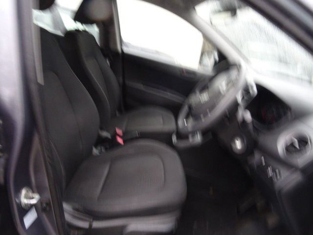 2017 Hyundai I10 1.2L Se 5dr - Photo 8