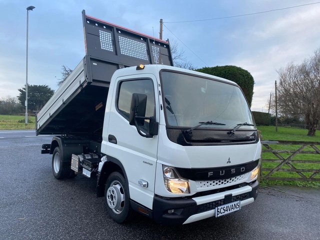 View our MITSUBISHI CANTER
