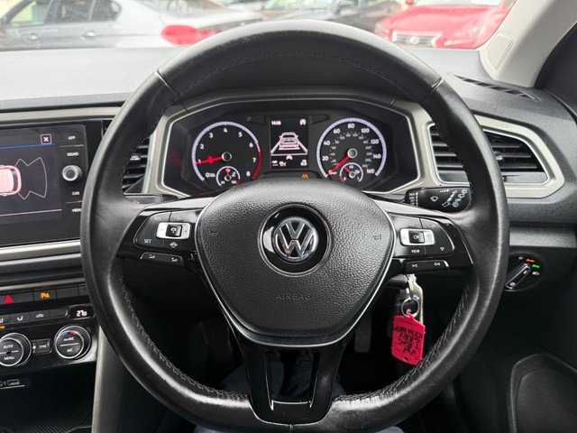 2020 VOLKSWAGEN T-ROC 1.0 TSI GPF SE SUV 5dr Petrol Manual Euro 6 (s/s) (115 ps) - Photo 3