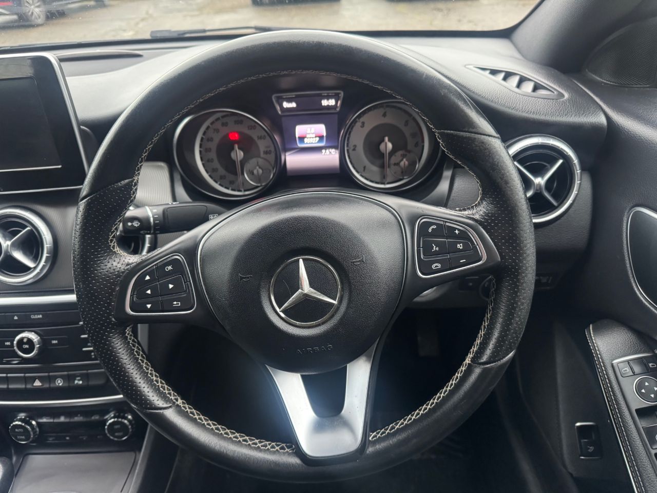 2016 MERCEDES CLA 2.1 CLA200d Sport Coupe 4dr Diesel Manual Euro 6 (s/s) (136 ps) - vehicle photo 14 for sale on PureCar