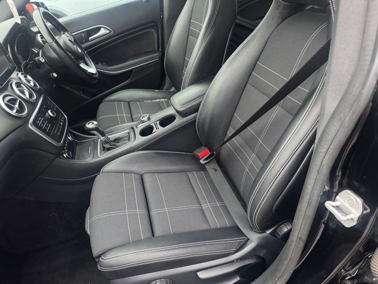 2016 MERCEDES CLA 2.1 CLA200d Sport Coupe 4dr Diesel Manual Euro 6 (s/s) (136 ps) - vehicle photo 18 for sale on PureCar