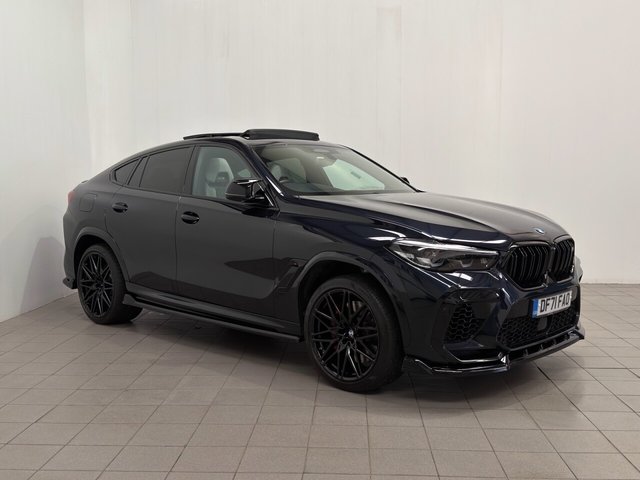 2021 BMW X6 M 4.4L Competition 5dr - Photo 8