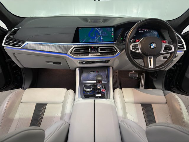 2021 BMW X6 M 4.4L Competition 5dr - Photo 2