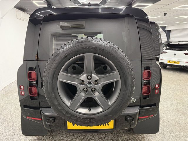 View our LAND ROVER DEFENDER