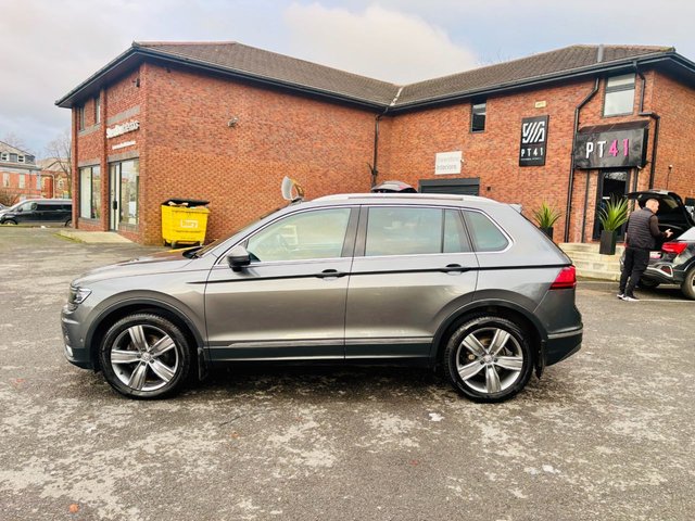 2017 VOLKSWAGEN TIGUAN 2017 2.0 TDI BlueMotion Tech SEL SUV 5dr Diesel DSG 4Motion Euro 6 (s/s) (150 ps) - Photo 3