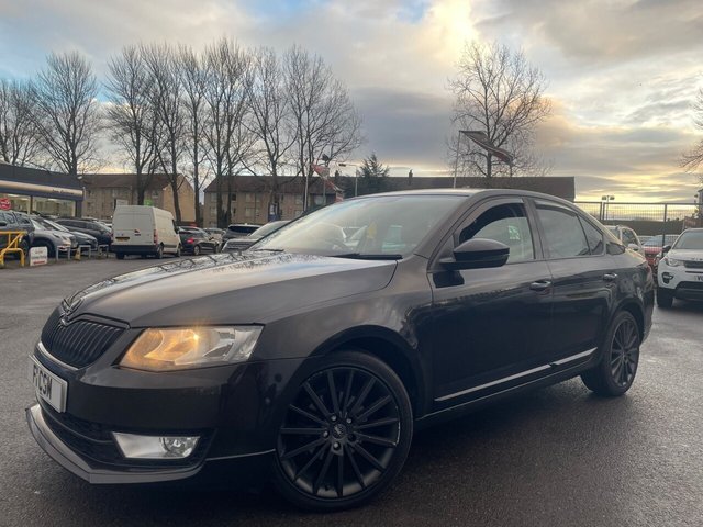 2015 OCTAVIA 1.6 TDI BLACK EDITION HATCHBACK 5DR DIESEL DSG EURO 5 S S... photo