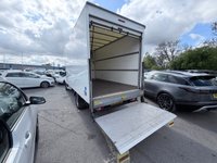 USED 2022 72 FORD TRANSIT White 2.0 EcoBlue Euro 6 Luton van L4, 72,450 miles, ULEZ compliant, 6-Speed manual, Bluetooth, DAB, Electric tail lift. Final price plus VAT @ 20%! This 2022 Ford Transit 2.0 350 EcoBlue Leader FWD L4 Euro 6 (s/s) 2dr is a standout example, having been owned by only one person since new. This reliable diesel van boasts a 2.0 litre EcoBlue engine and meets Euro 6 emission standards. It comes with a 3 month warranty for your peace of mind, and a full 12 months MOT will be provided upon purchase, ensuring its roadworthiness. Notable features include an Extra Heavy Duty Alternator, a 4.2in Monochrome TFT screen with the advanced SYNC 4 system a