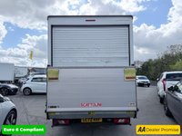 USED 2022 72 FORD TRANSIT White 2.0 EcoBlue Euro 6 Luton van L4, 72,450 miles, ULEZ compliant, 6-Speed manual, Bluetooth, DAB, Electric tail lift. Final price plus VAT @ 20%! This 2022 Ford Transit 2.0 350 EcoBlue Leader FWD L4 Euro 6 (s/s) 2dr is a standout example, having been owned by only one person since new. This reliable diesel van boasts a 2.0 litre EcoBlue engine and meets Euro 6 emission standards. It comes with a 3 month warranty for your peace of mind, and a full 12 months MOT will be provided upon purchase, ensuring its roadworthiness. Notable features include an Extra Heavy Duty Alternator, a 4.2in Monochrome TFT screen with the advanced SYNC 4 system a