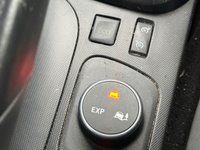 USED 2016 65 RENAULT CAPTUR 1.5 dCi ENERGY Signature Nav SUV 5dr Diesel Auto Euro 6 (s/s) (90 ps) REVERSE CAMERA, HEATED FRONT SEATS