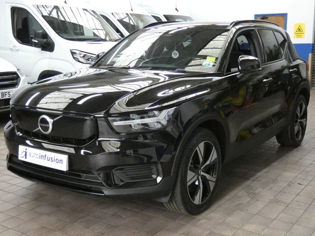 2021 VOLVO XC40 - Photo 3
