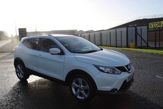 2016 NISSAN QASHQAI 2016 1.5 dCi N-Connecta 2016,Glass Roof,Sat Nav,18*Alloys,Reverse Cam,Ulez Compliant - Photo 3