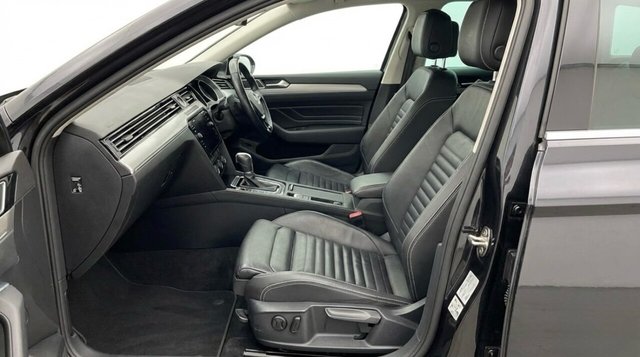 2020 VOLKSWAGEN PASSAT - Photo 10