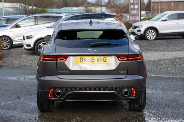 2019 JAGUAR E-PACE 2.0 D180 Chequered Flag SUV 5dr Diesel Auto AWD Euro 6 (s/s) (180 ps) - Photo 3