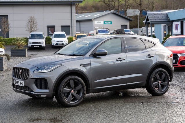 2019 JAGUAR E-PACE 2.0 D180 Chequered Flag SUV 5dr Diesel Auto AWD Euro 6 (s/s) (180 ps) - Photo 5