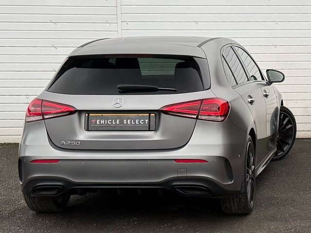 2021 MERCEDES-BENZ A-CLASS 2.0 A250 Exclusive Edition Plus Hatchback 5dr Petrol 7G-DCT Euro 6 (s/s) (224 ps) - Photo 12