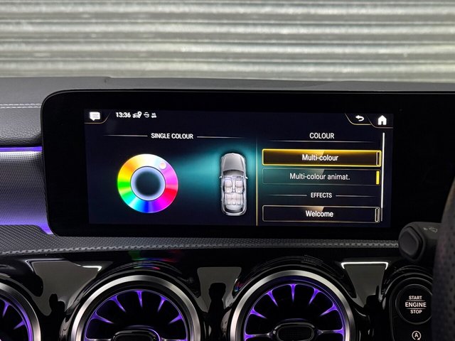 2021 MERCEDES-BENZ A-CLASS 2.0 A250 Exclusive Edition Plus Hatchback 5dr Petrol 7G-DCT Euro 6 (s/s) (224 ps) - Photo 7