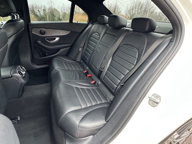 2020 MERCEDES-BENZ C-CLASS 2.0 C300d AMG Line Edition (Premium) Saloon 4dr Diesel G-Tronic+ Euro 6 (s/s) (245 ps) - Photo 8