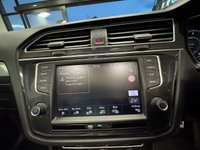 USED 2017 17 VOLKSWAGEN TIGUAN 2.0 TDI BlueMotion Tech R-Line SUV 5dr Diesel DSG 4Motion Euro 6 (s/s) (150 ps) FSH + 2 OWNERS + PAN ROOF +