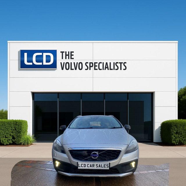 2014 Volvo V40 Cross Country 2L Lux Nav 5dr - Photo 8