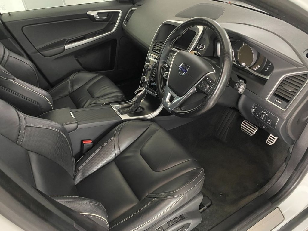 USED 2017 17 VOLVO XC60 2.4 D5 R-Design Lux Nav SUV 5dr Diesel Auto AWD Euro 6 (s/s) (220 ps) LOVELY LOW MILEAGE FULL HISTORY